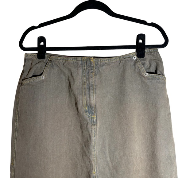 Urban Outfitters Renewal Remade Overdyed Denim Maxi Skirt Brown/Green Size 14 - Picture 3 of 5